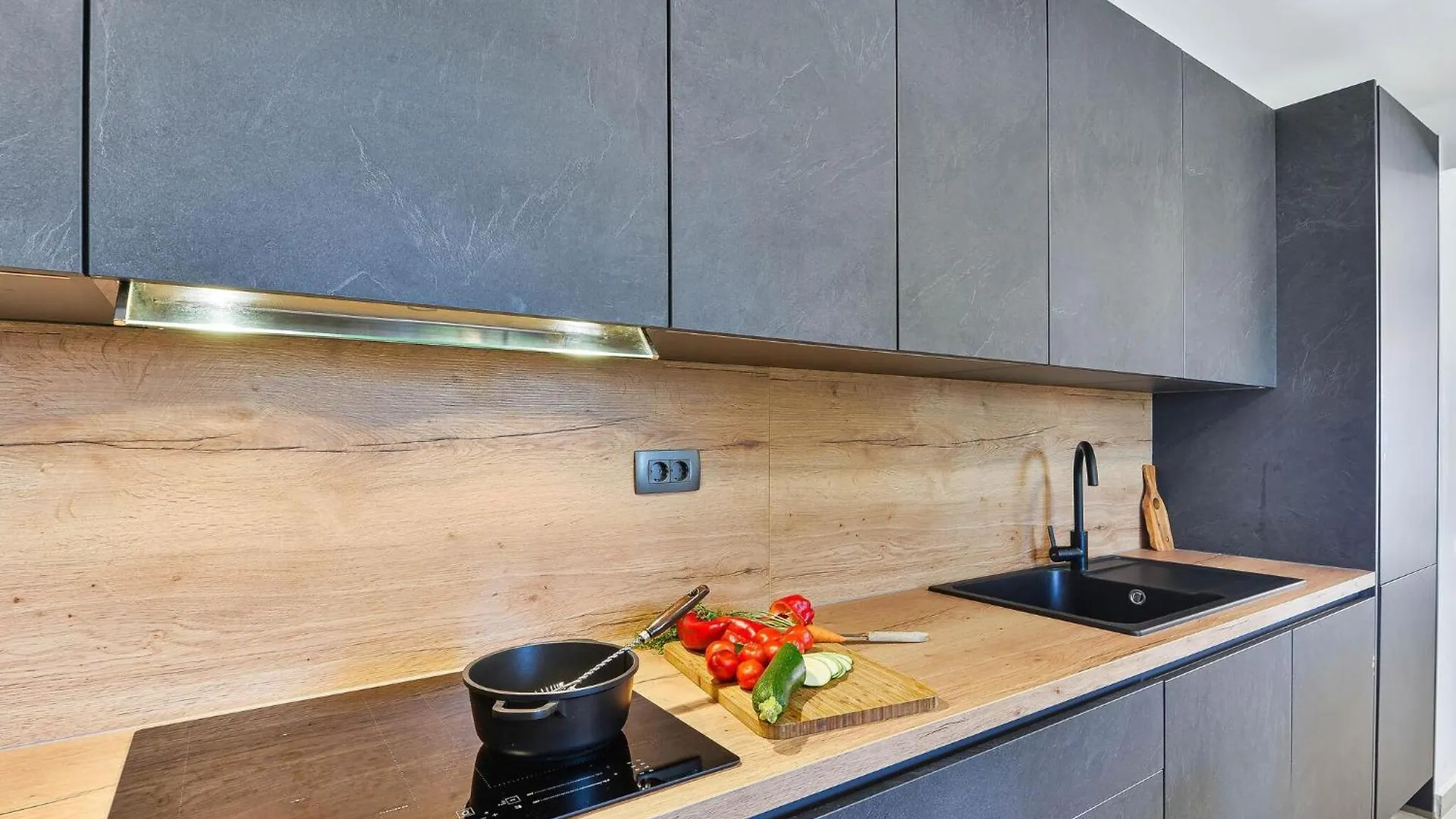 Luxurious Holiday Home With Private Pool Wellness Spa Bibinje 0*,