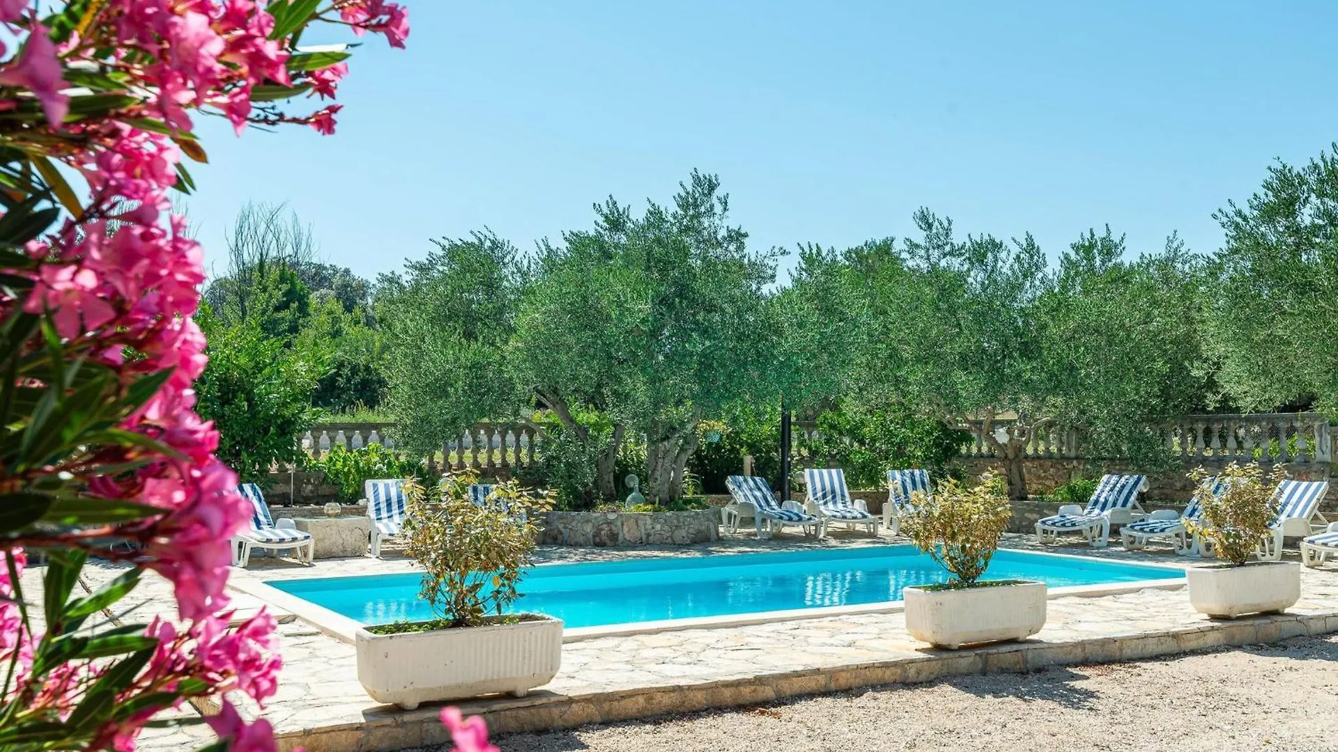 Luxurious Holiday Home With Private Pool Wellness Spa Bibinje